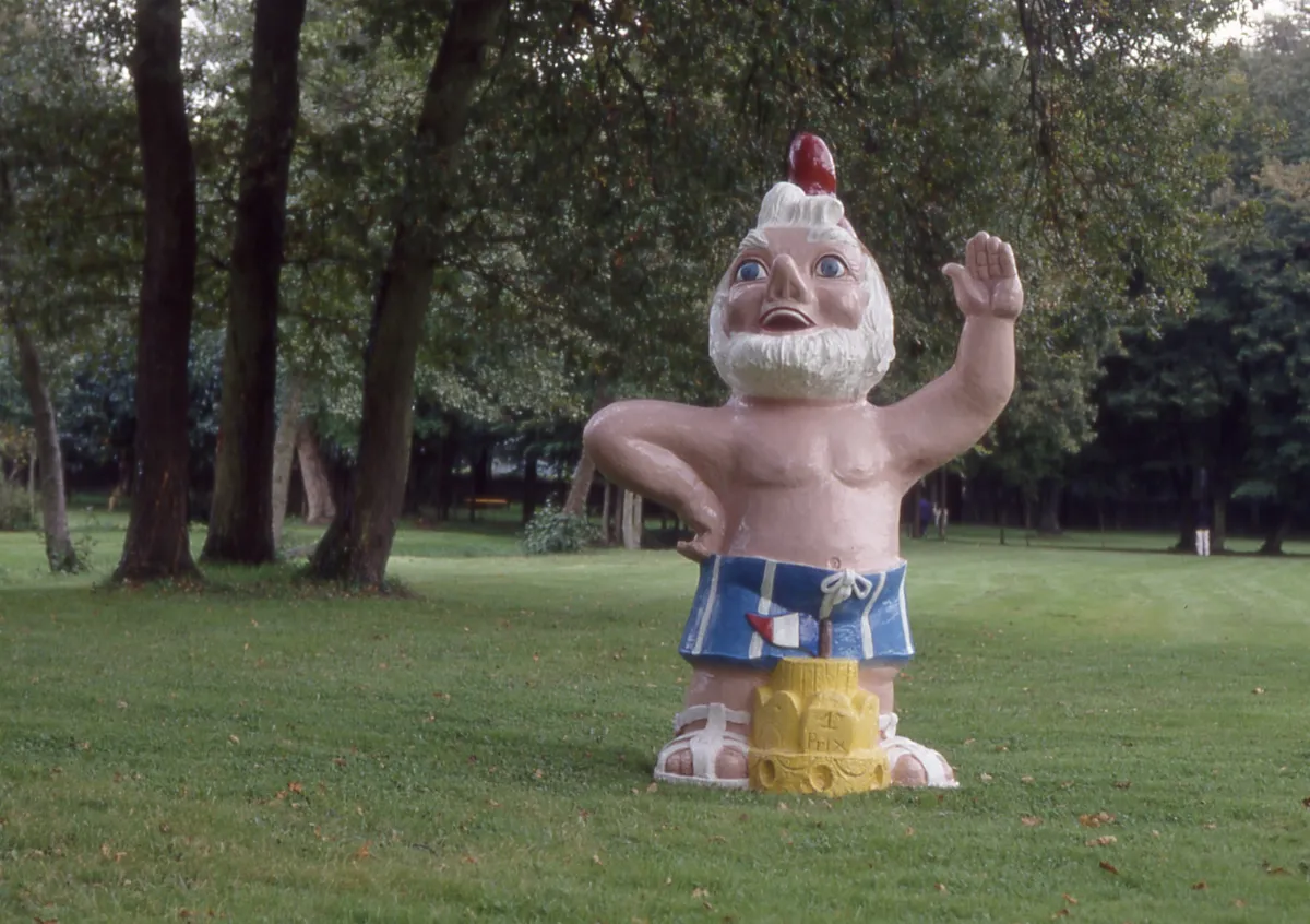 Presence-Panchounette-Dwarf-Dwarf-II-1989-©-Stephane-Bellanger-Frac-des-Pays-de-la-Loire
